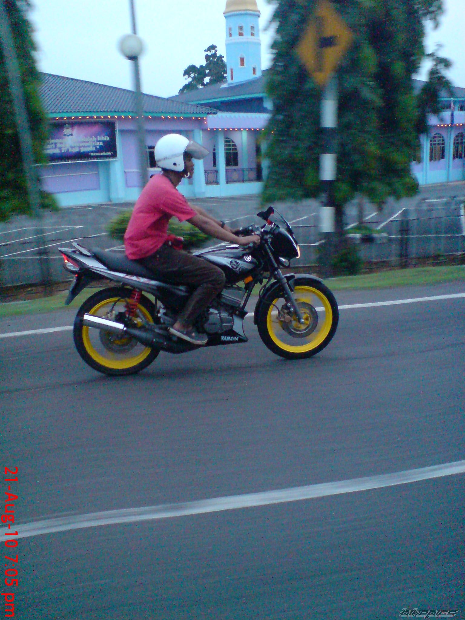 Bike Photo 2049053