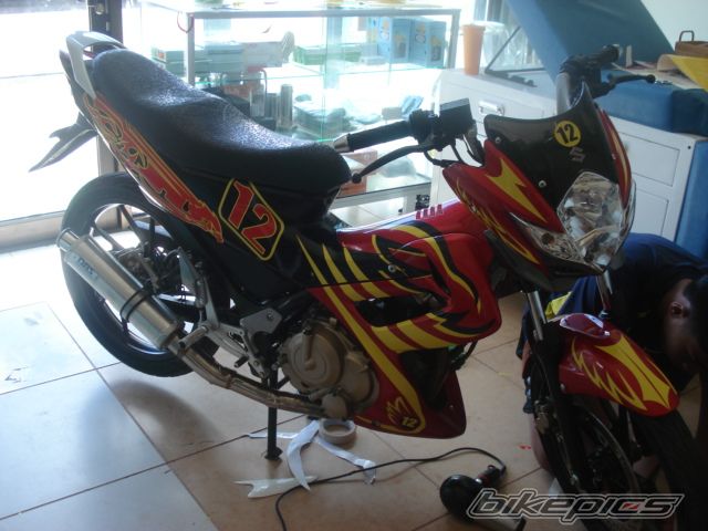 Photo 2049054
