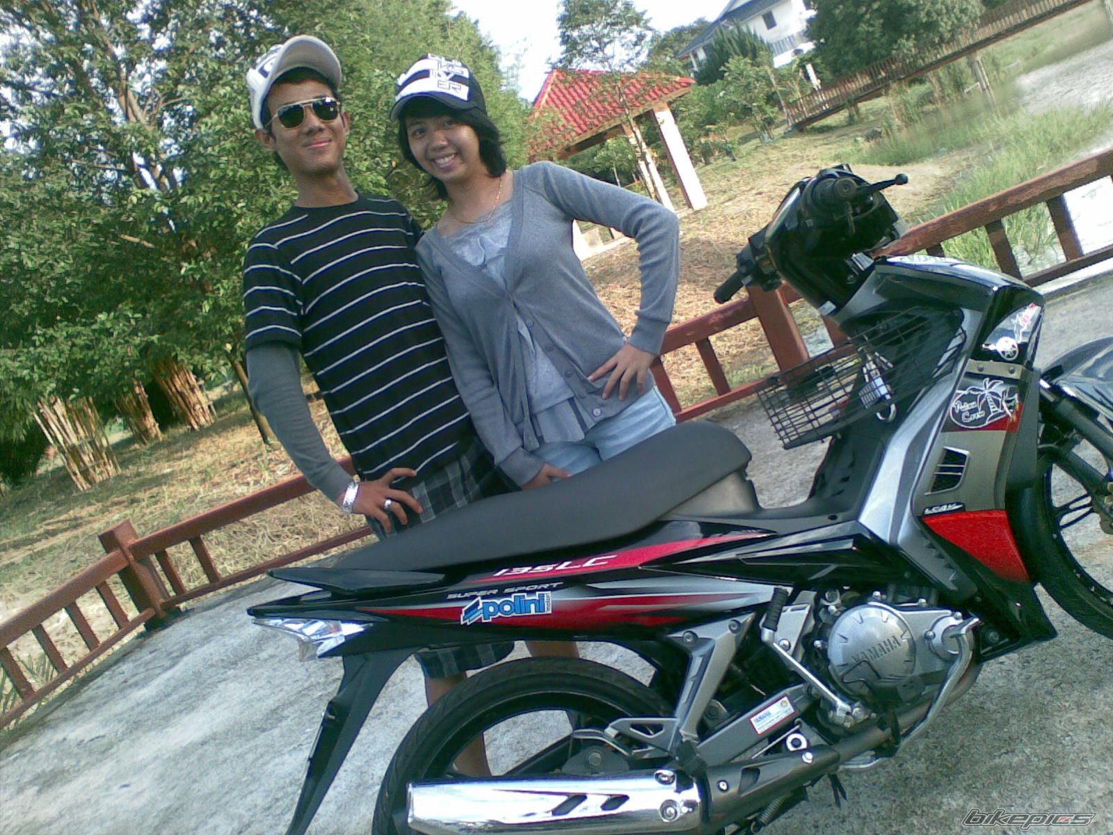 Bike Photo 2049055