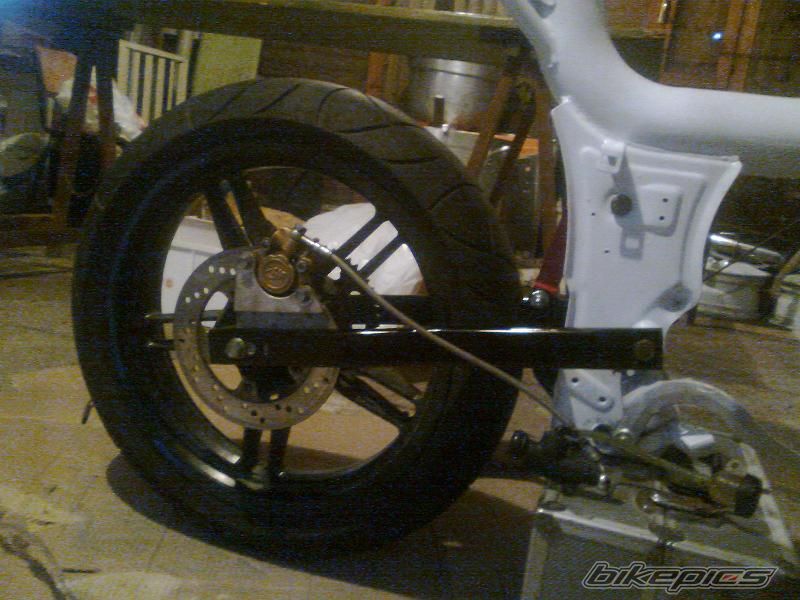 Photo 2049223