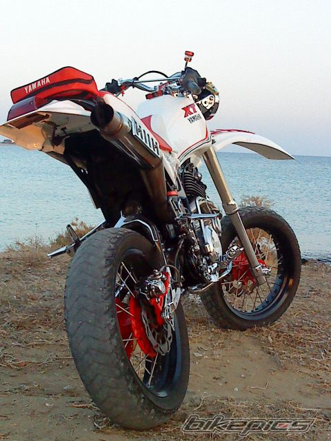 Photo 2049227