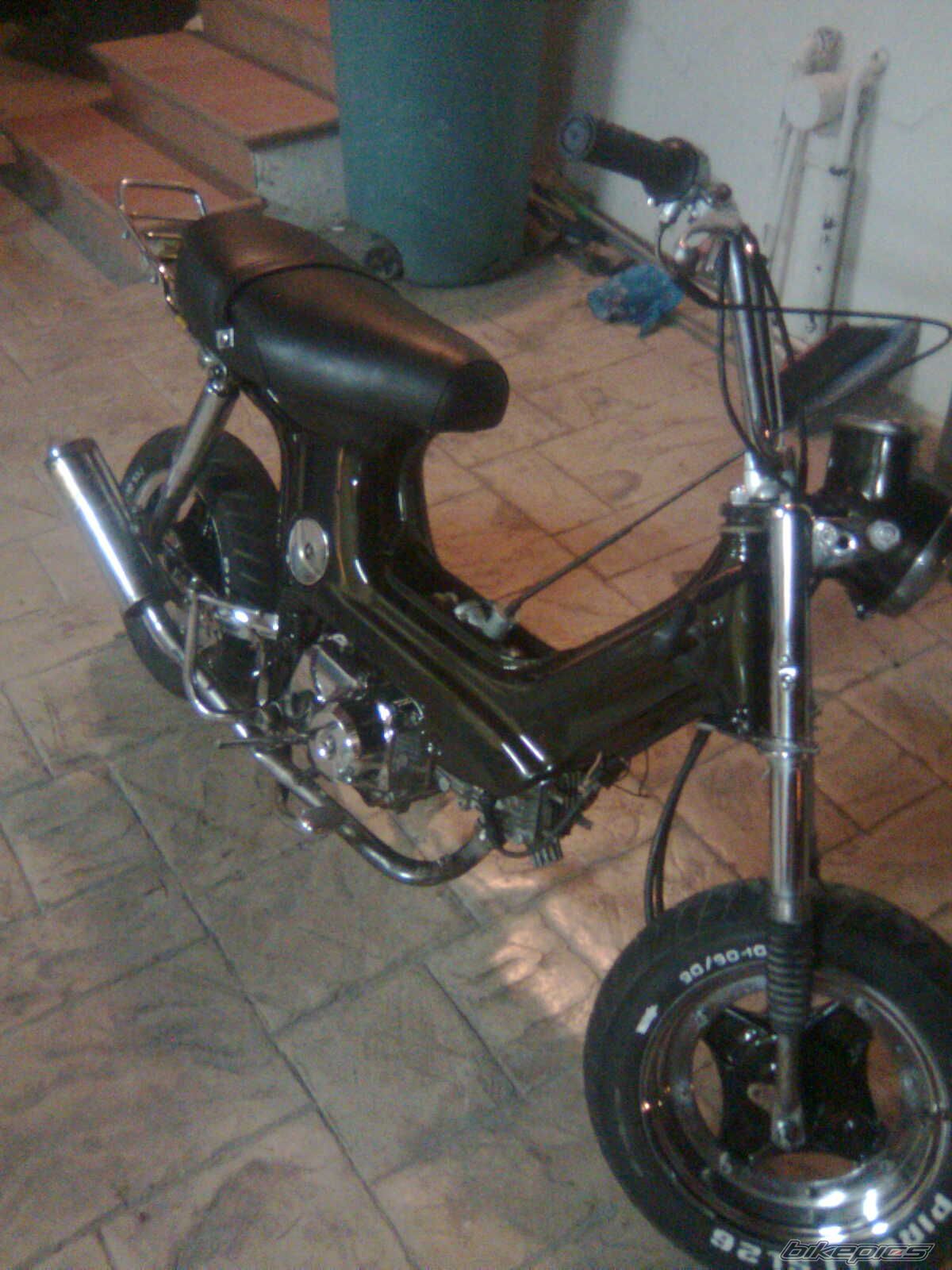 Photo 2049281