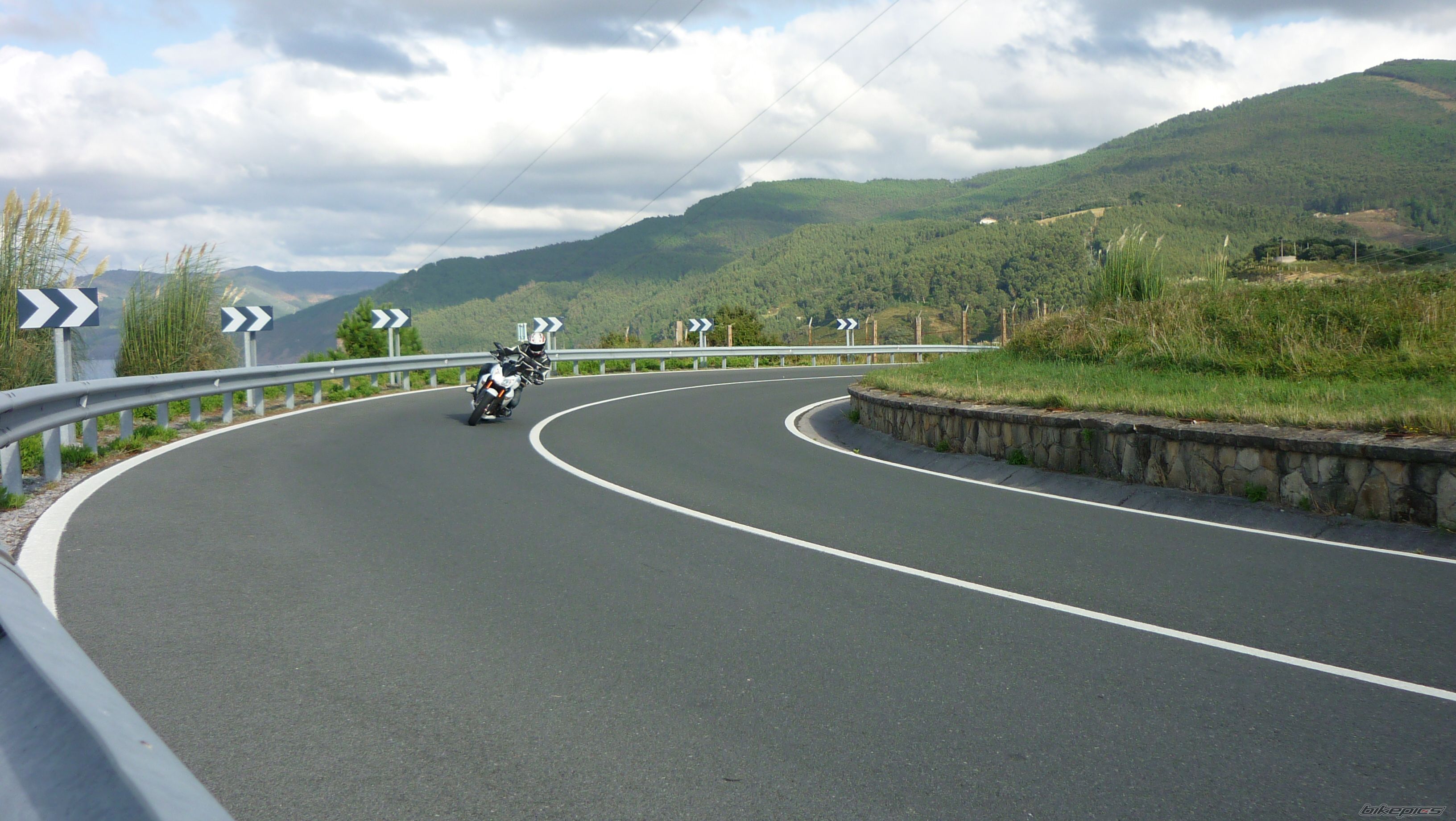Bike Photo 2049559