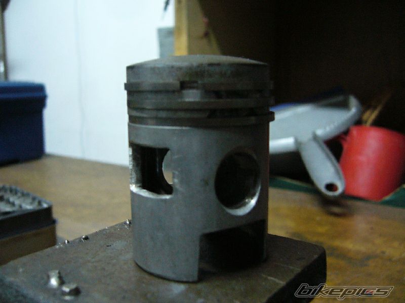 Photo 2049562