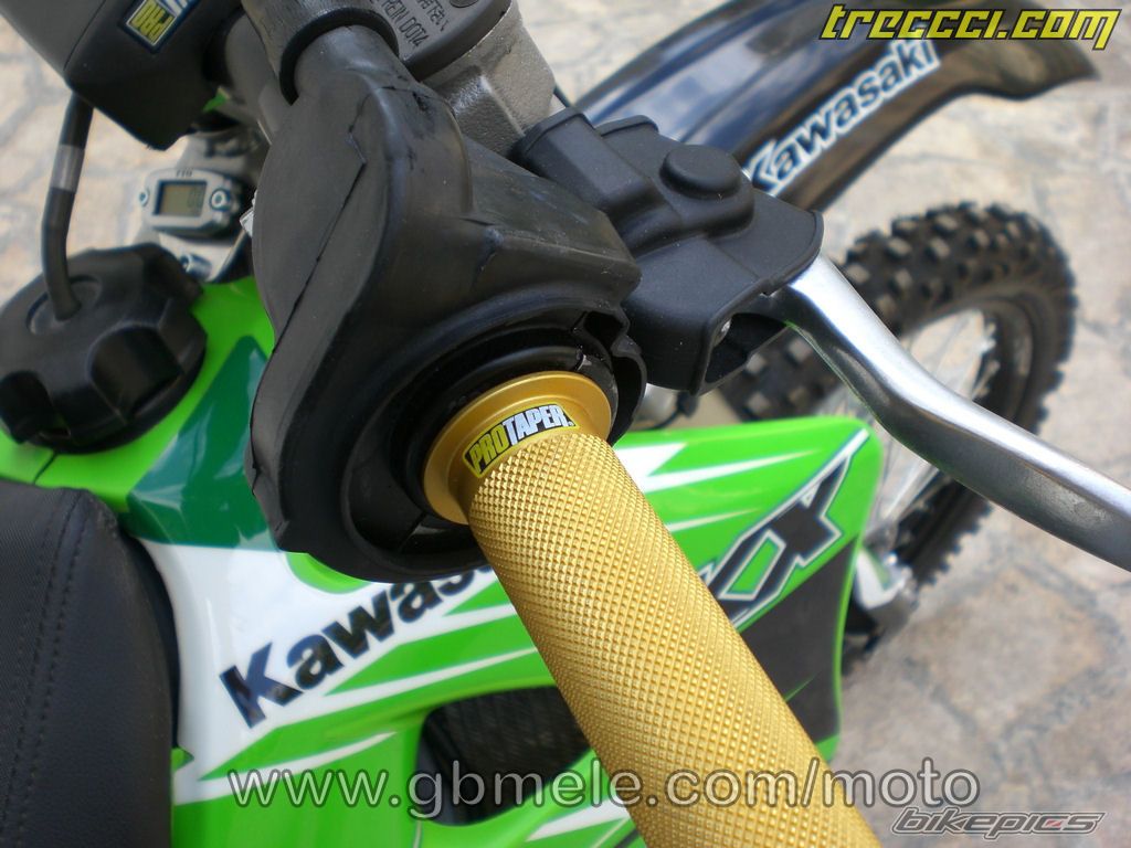 Photo 2049668