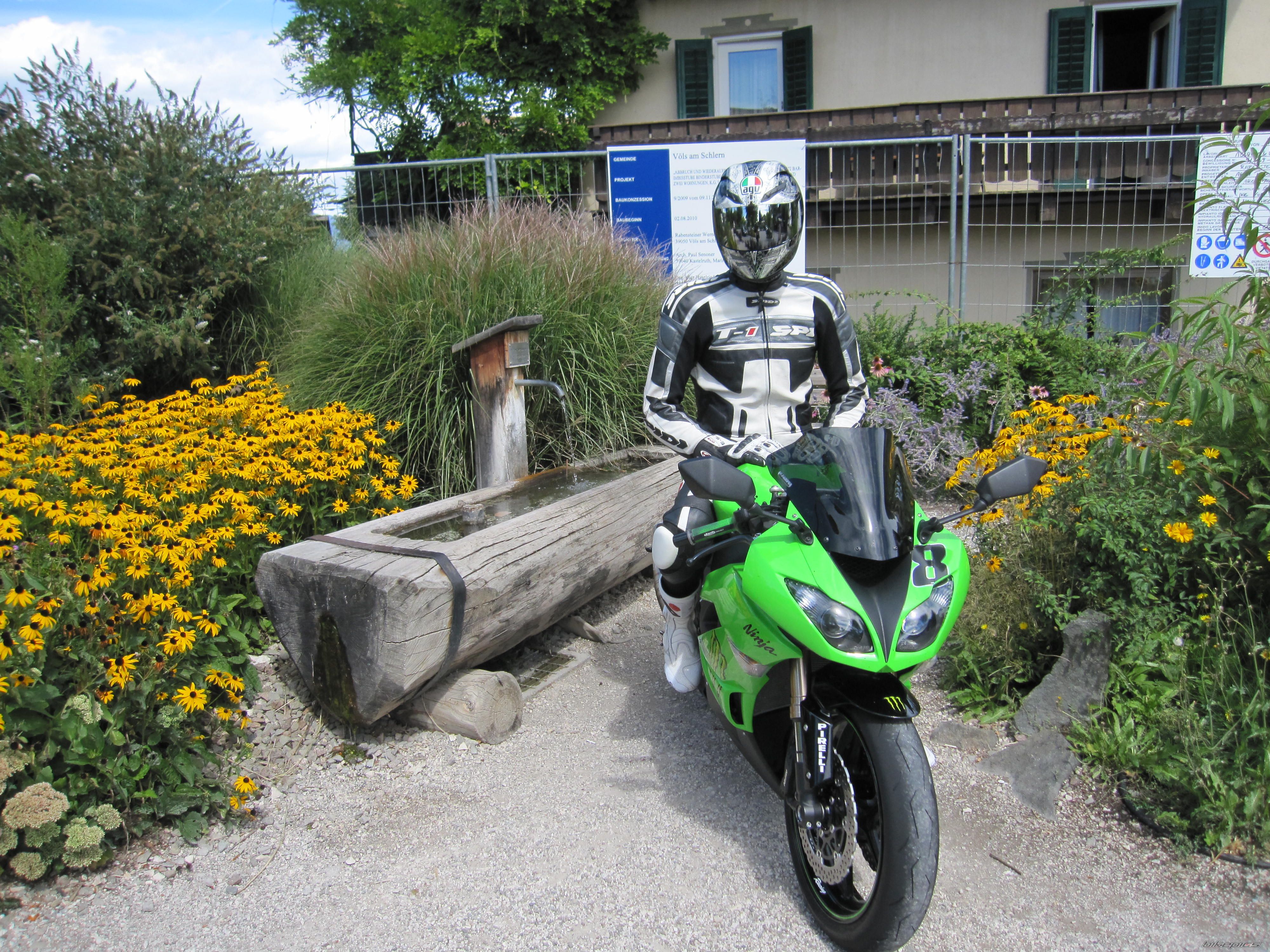 Bike Photo 2049744