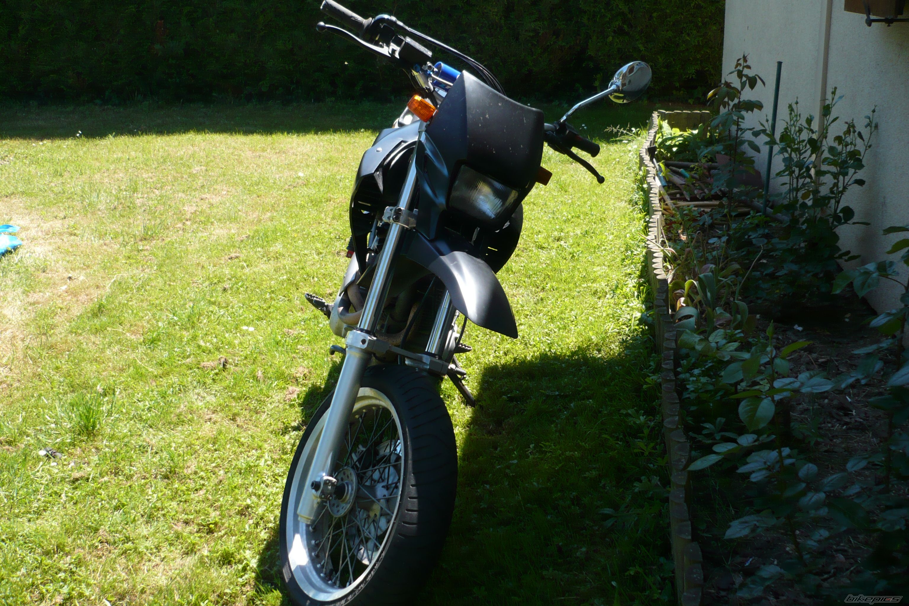 Bike Photo 2049811