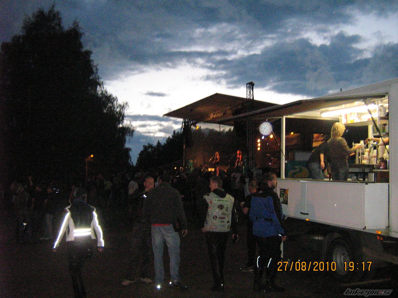Photo 2049840
