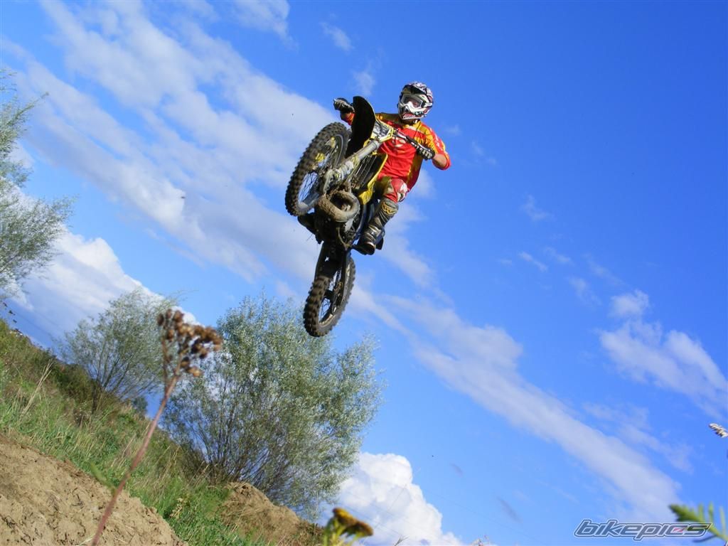 Photo 2049847