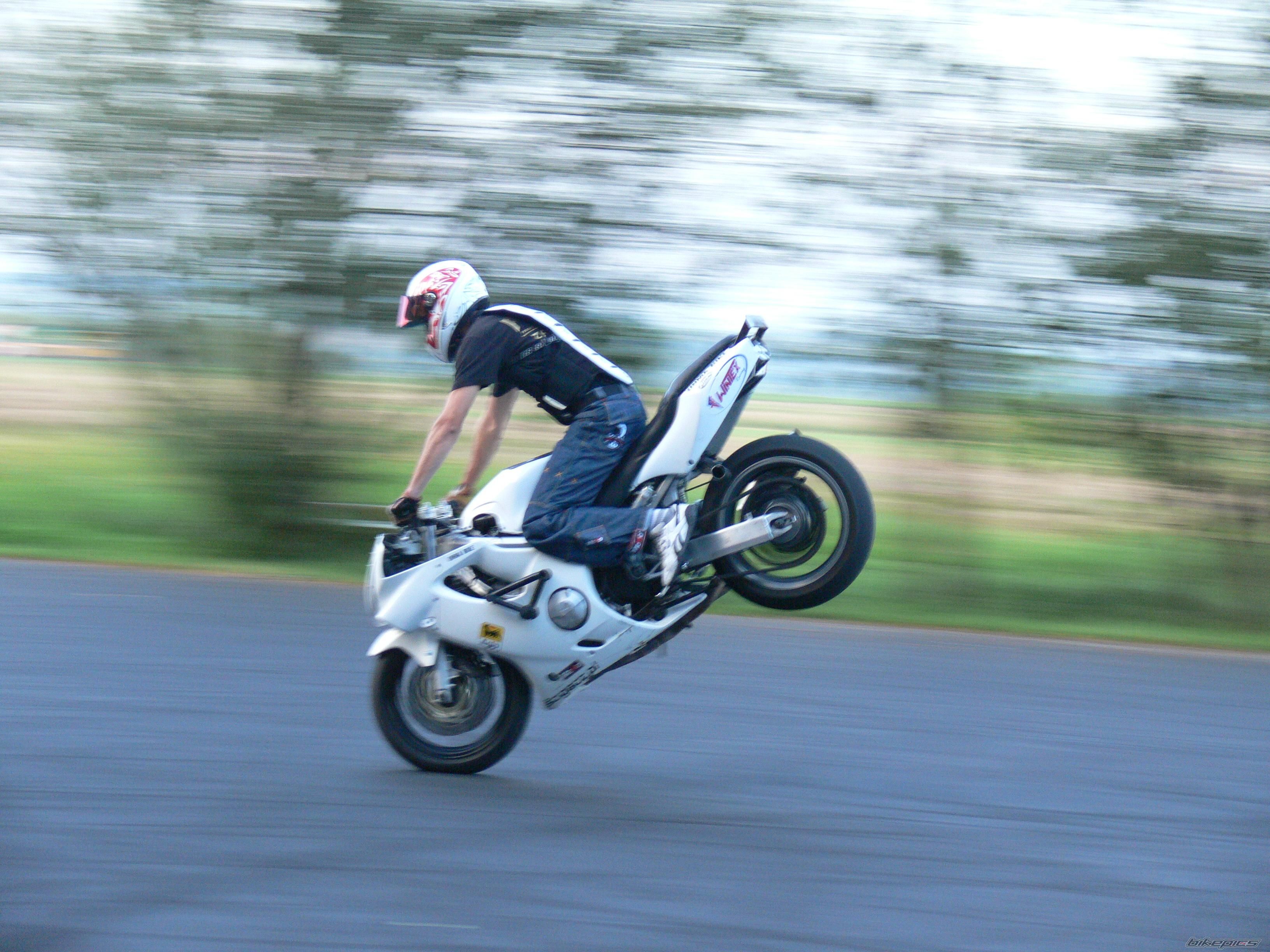 Bike Photo 2049857
