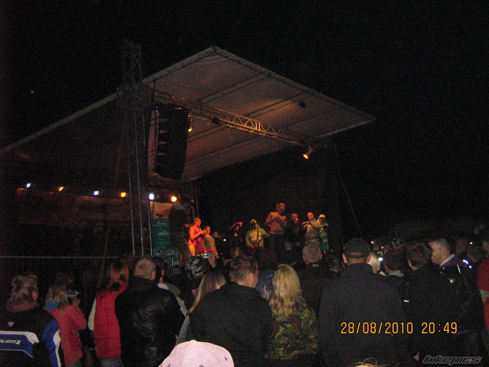 Photo 2049891