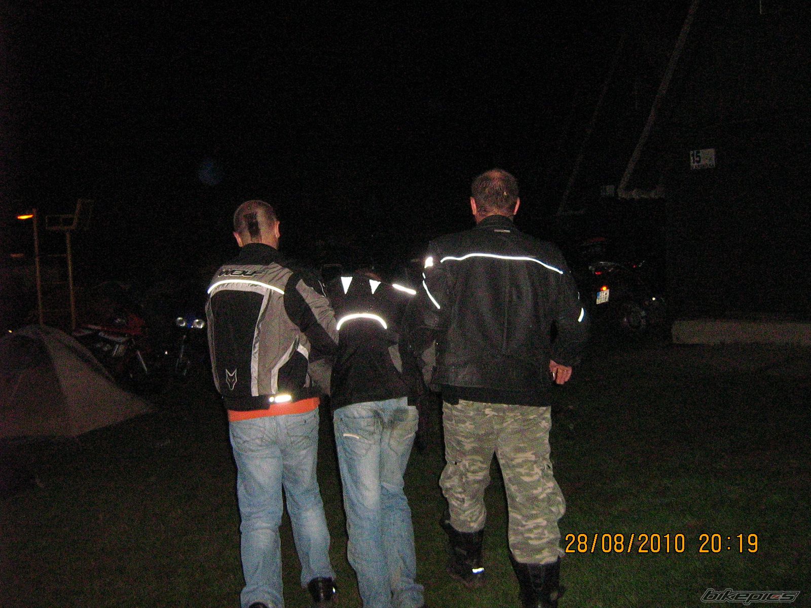Photo 2049892