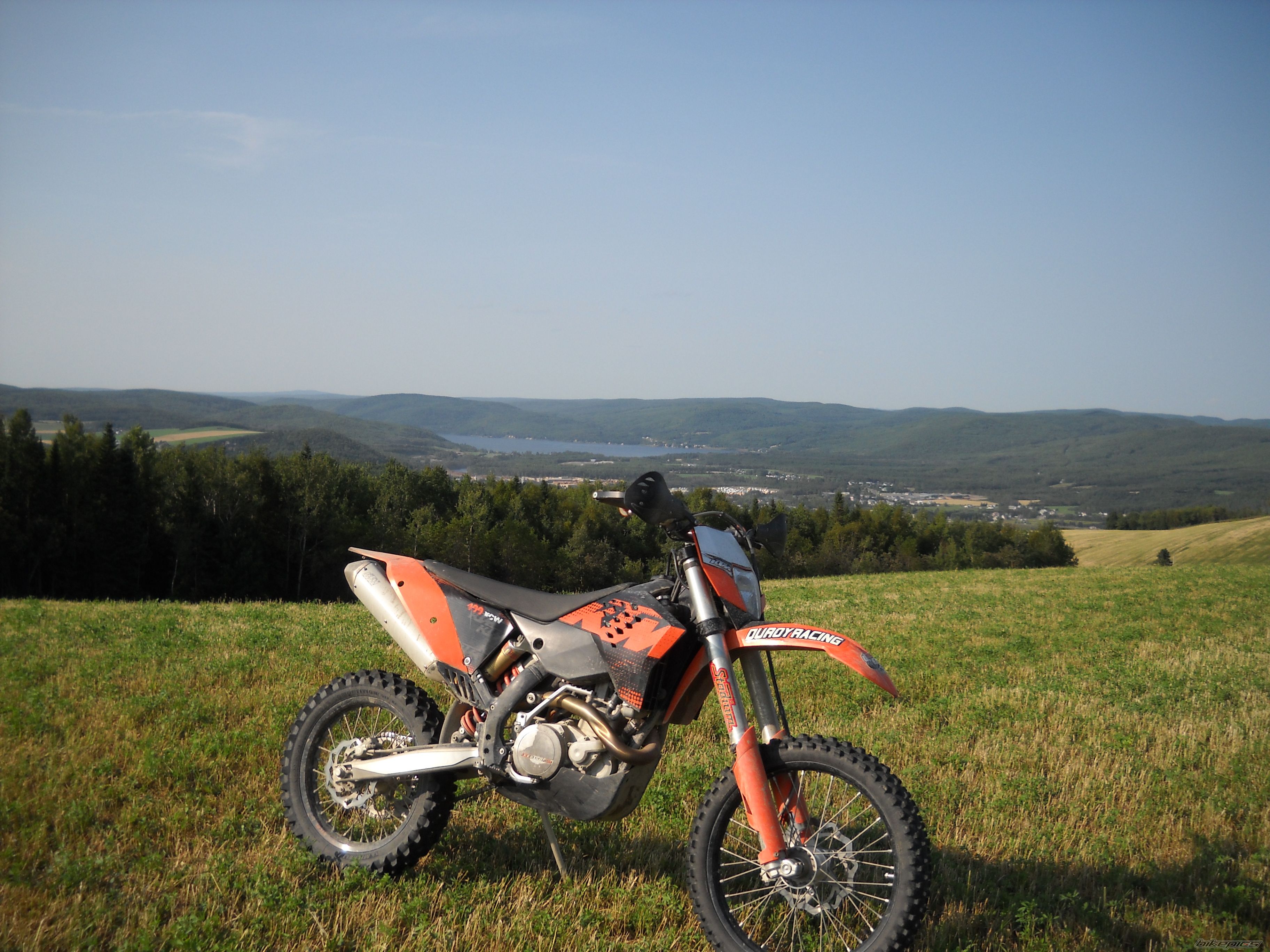 Photo 2049895