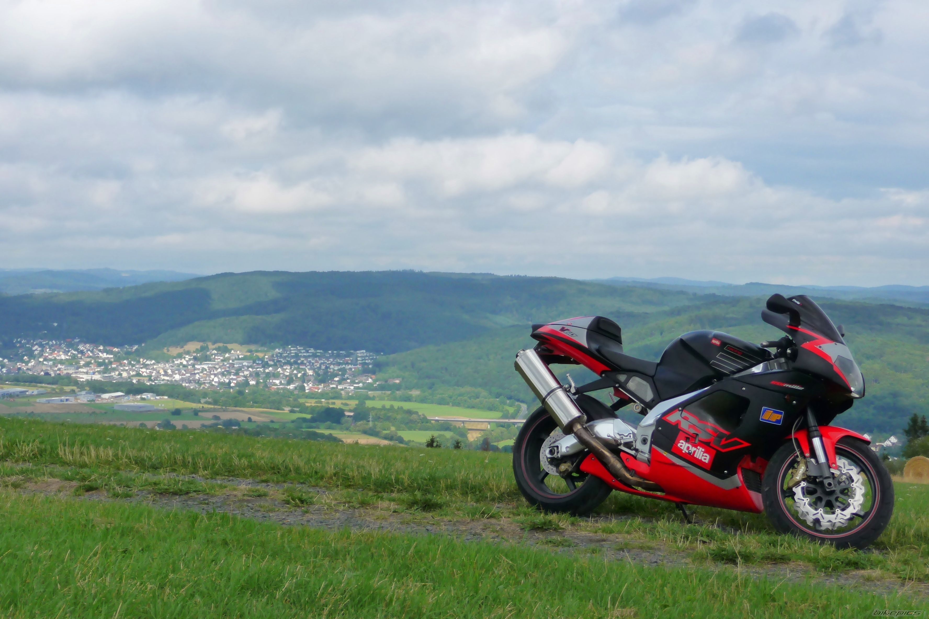 Bike Photo 2050230