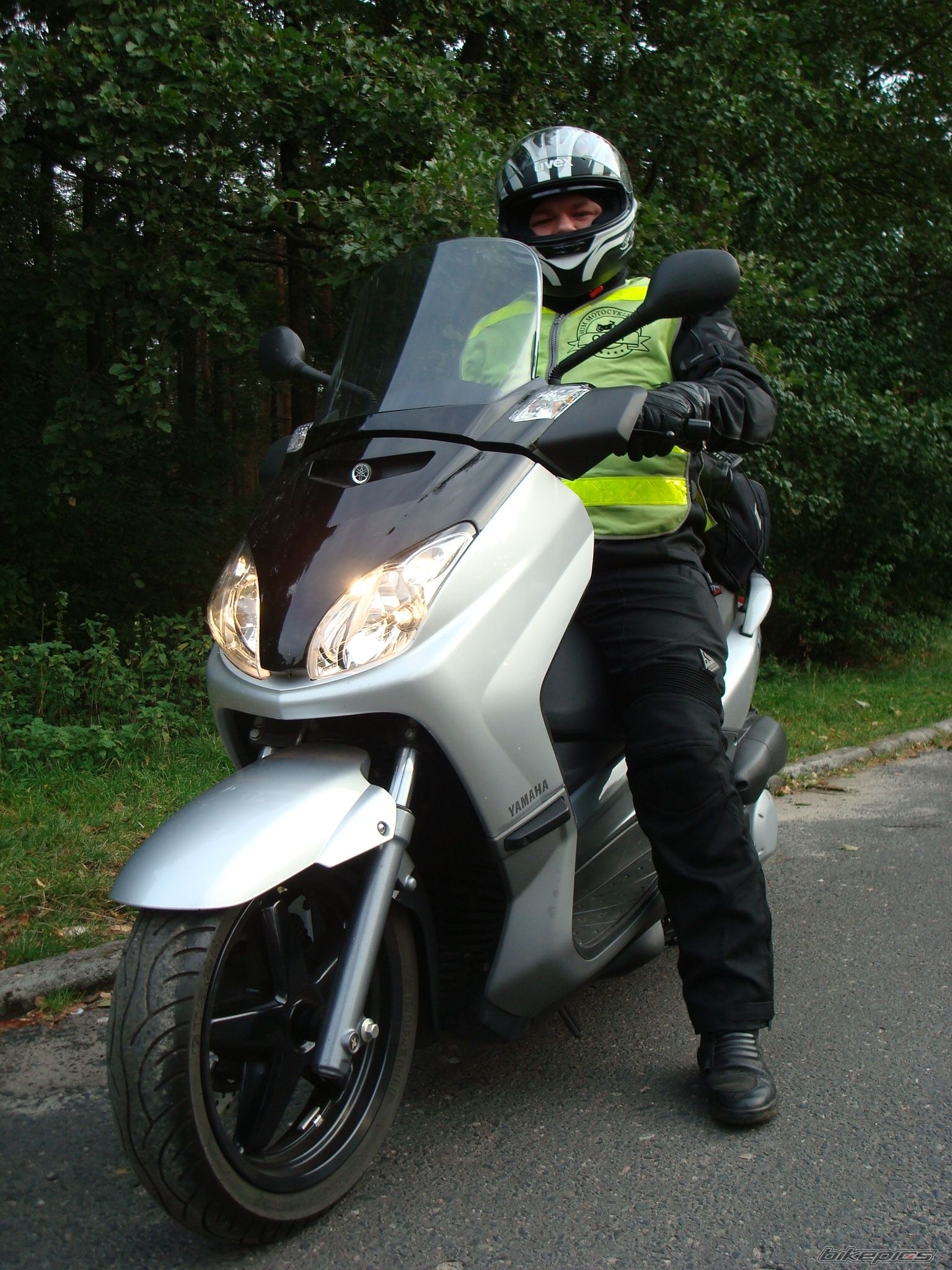Bike Photo 2050489