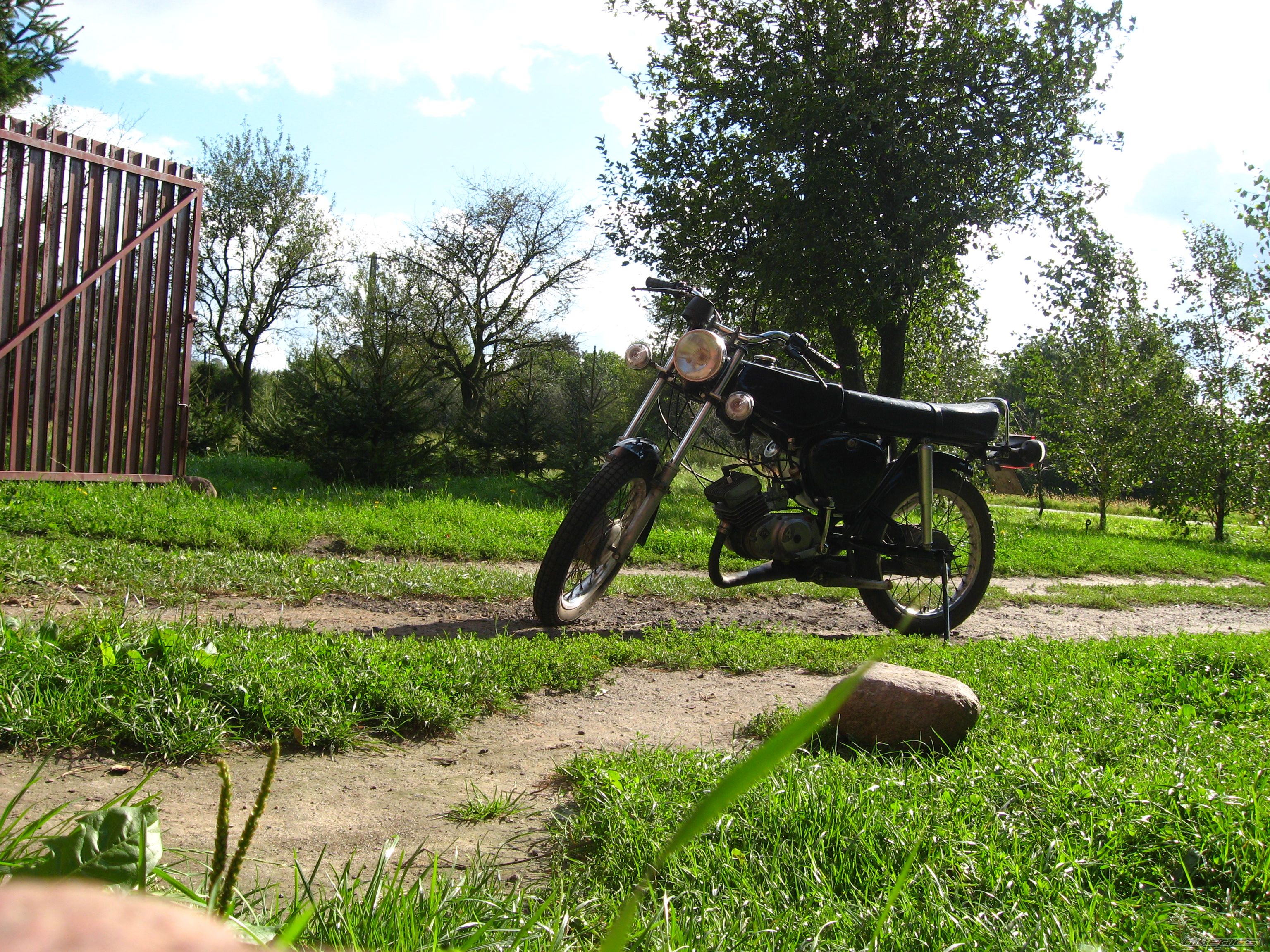 Photo 2050585
