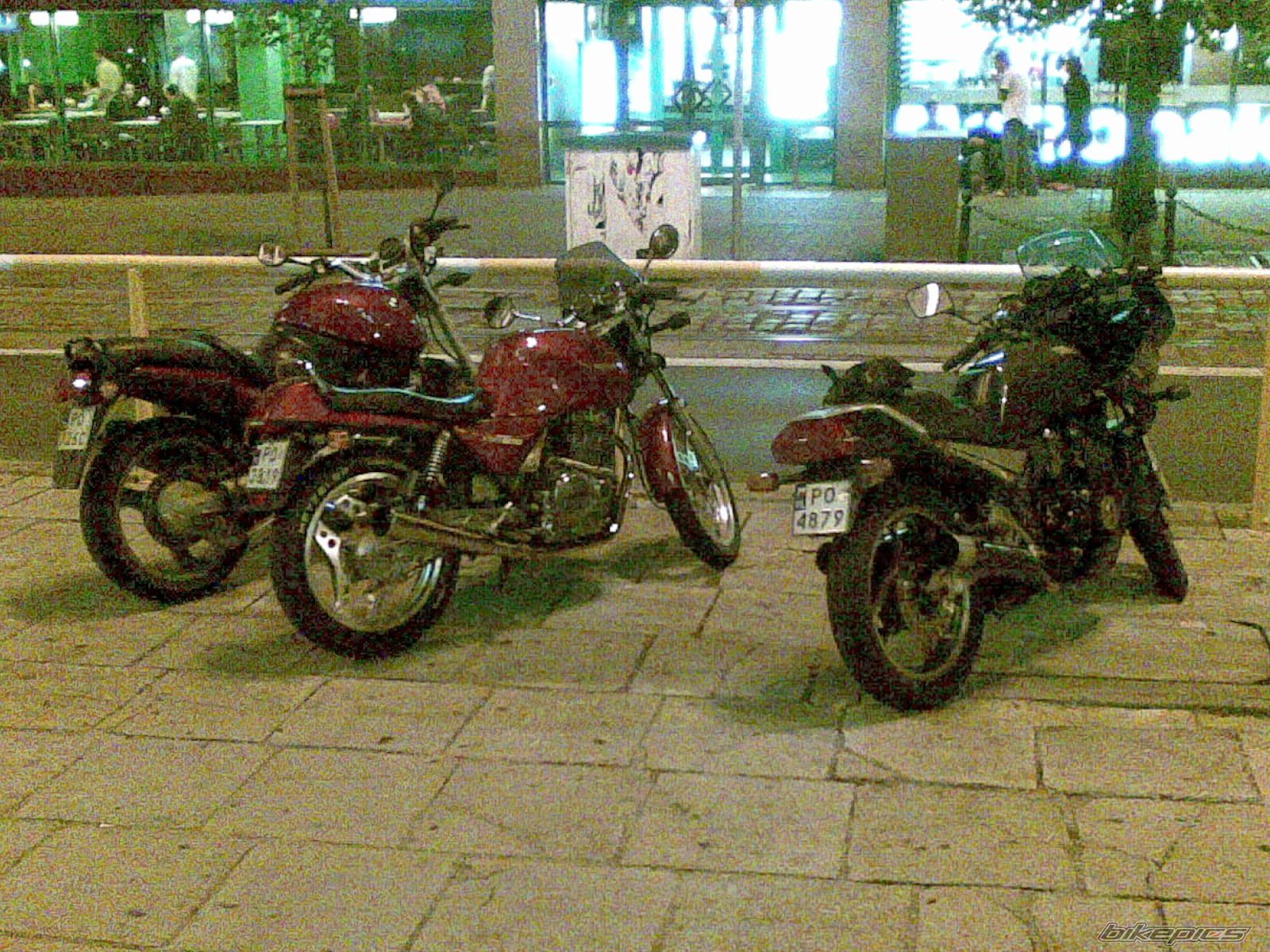 Photo 2050587