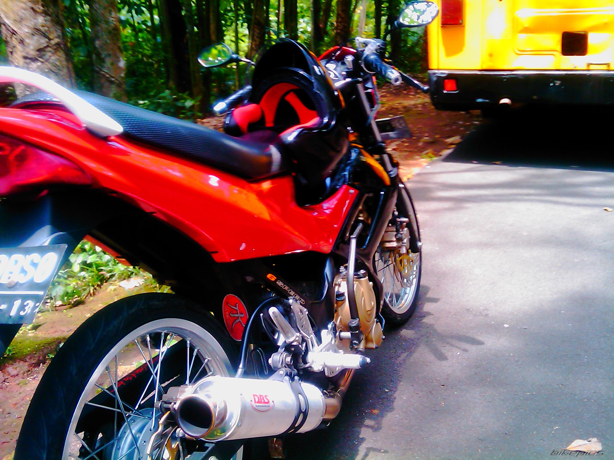 Photo 2050793