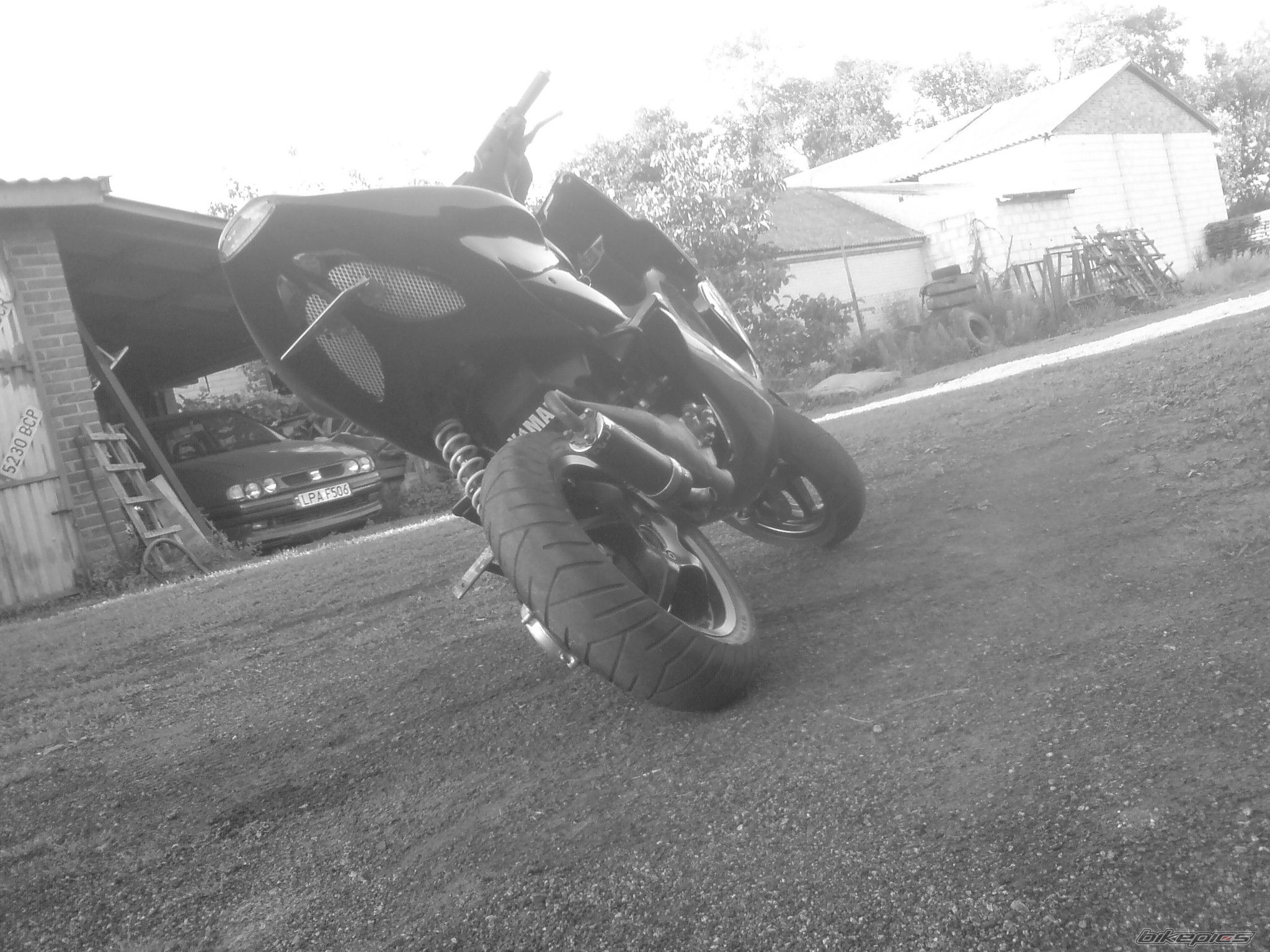 Bike Photo 2050889