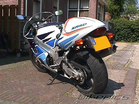 Photo 2051