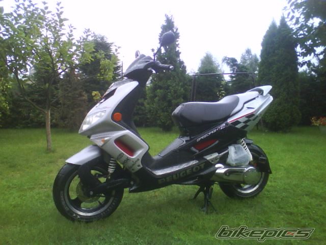 Photo 2051127