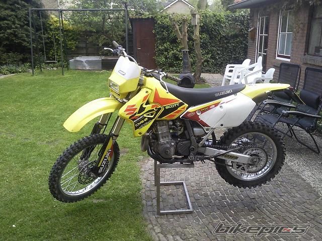 Photo 2051341