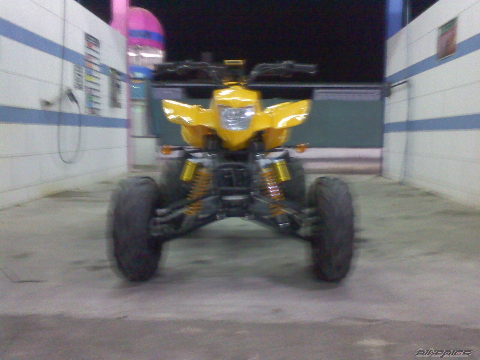 Photo 2051390