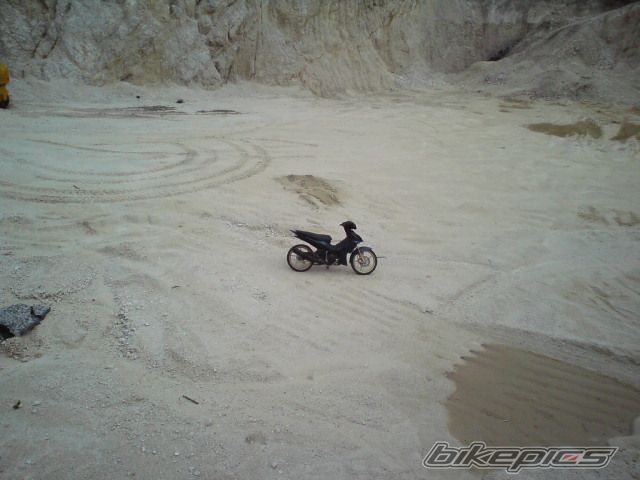 Photo 2051743