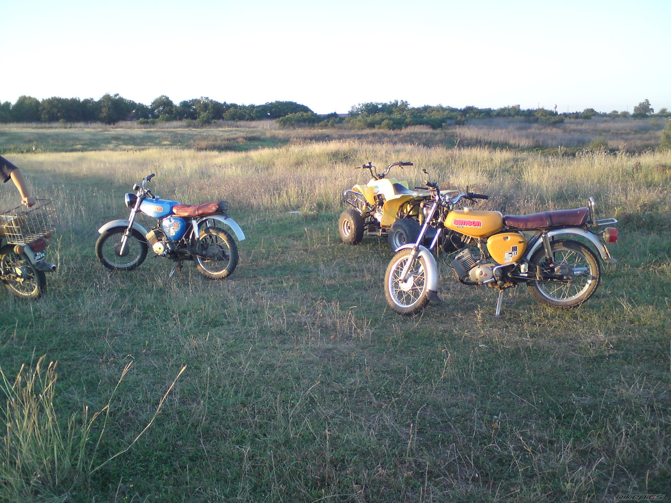 Photo 2051781