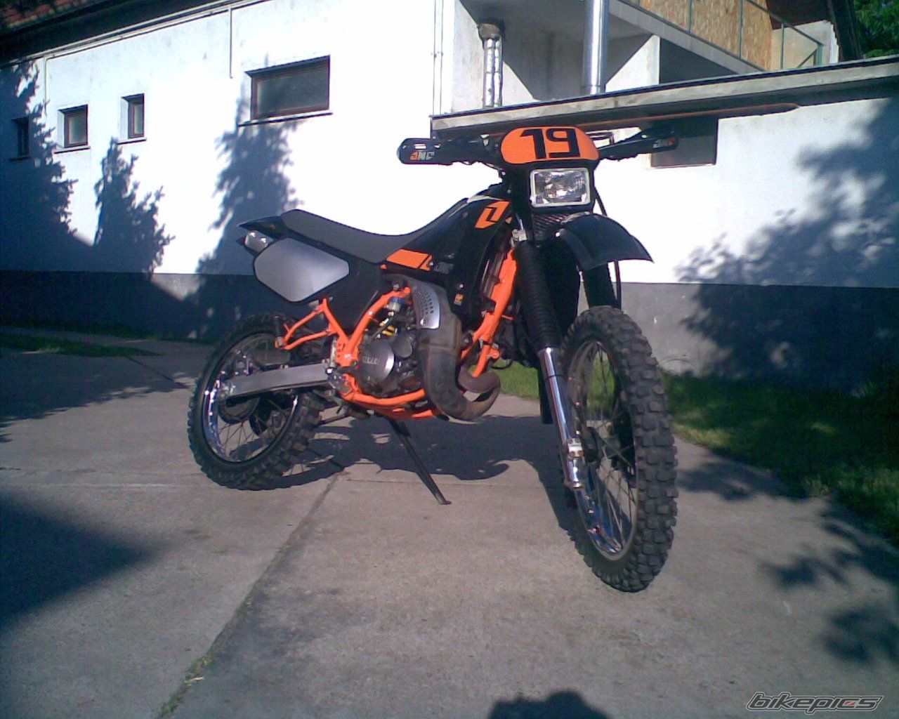 Photo 2051782