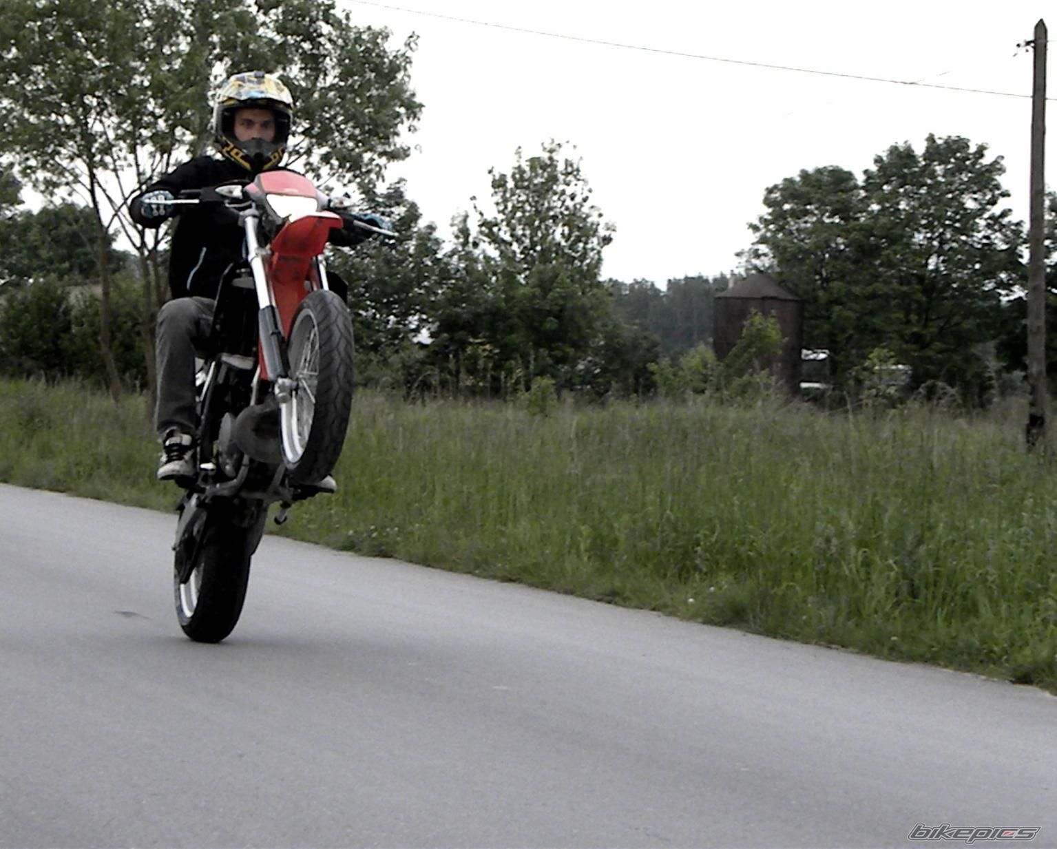 Photo 2051850
