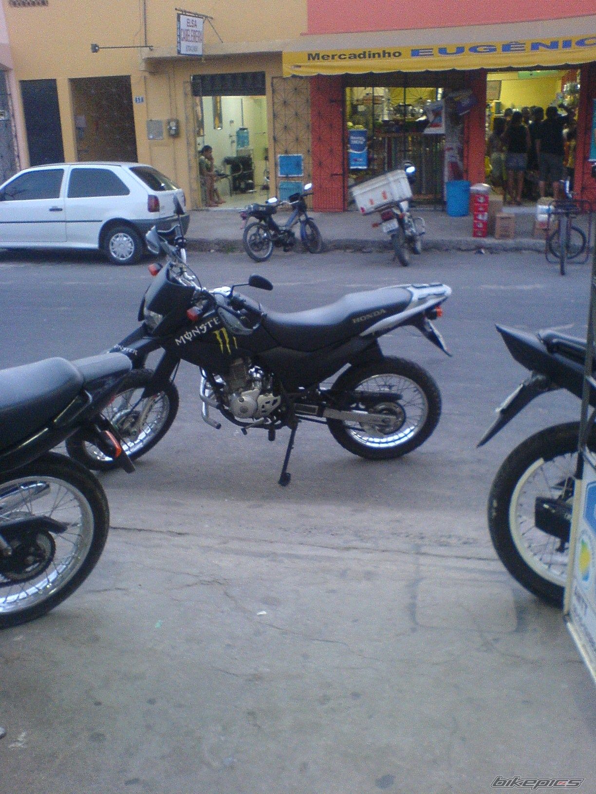Photo 2051873
