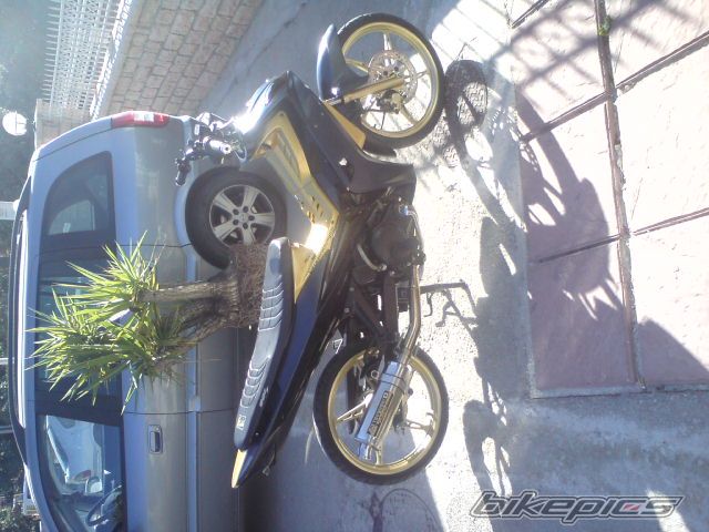 Photo 2051882