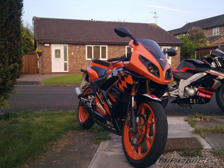 Photo 2052152
