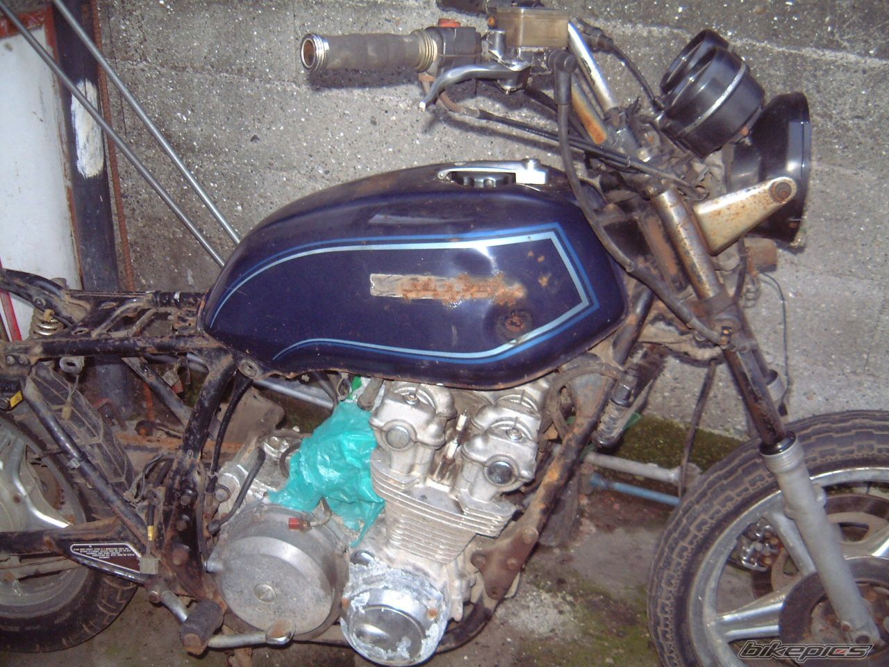 Photo 2052161