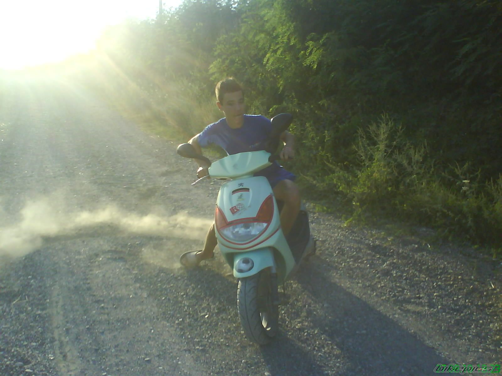 Photo 2052279