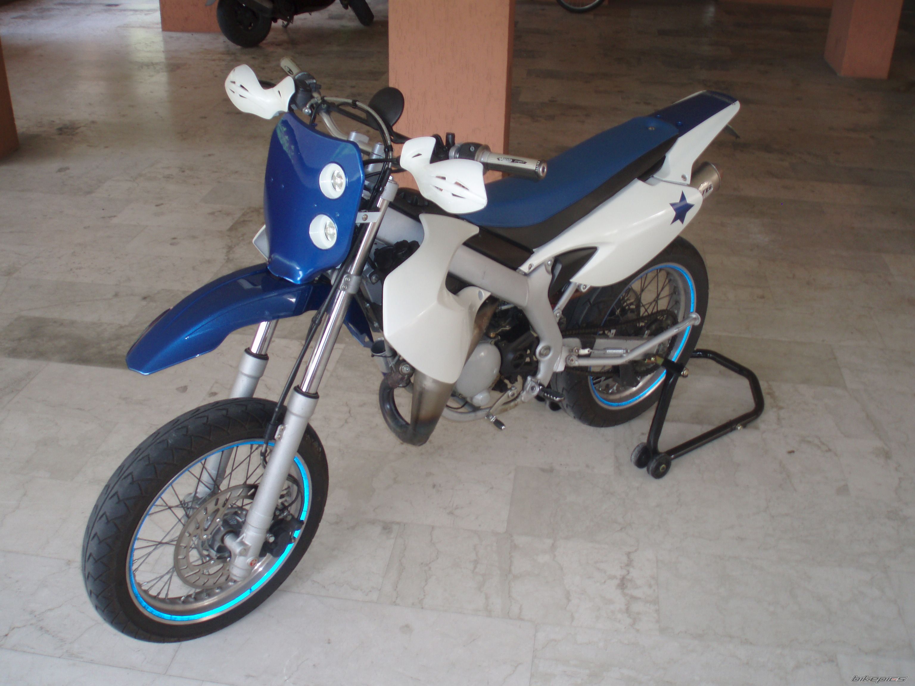Photo 2052294