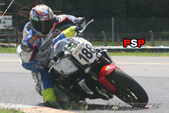 Photo 2052373