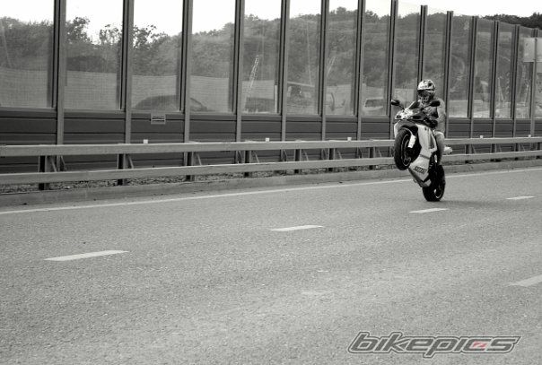 Bike Photo 2052445