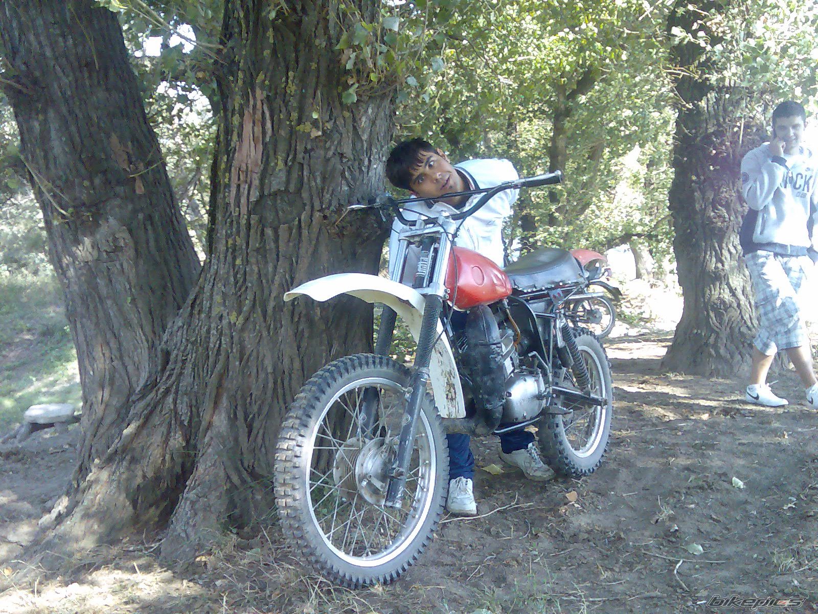 Bike Photo 2052507