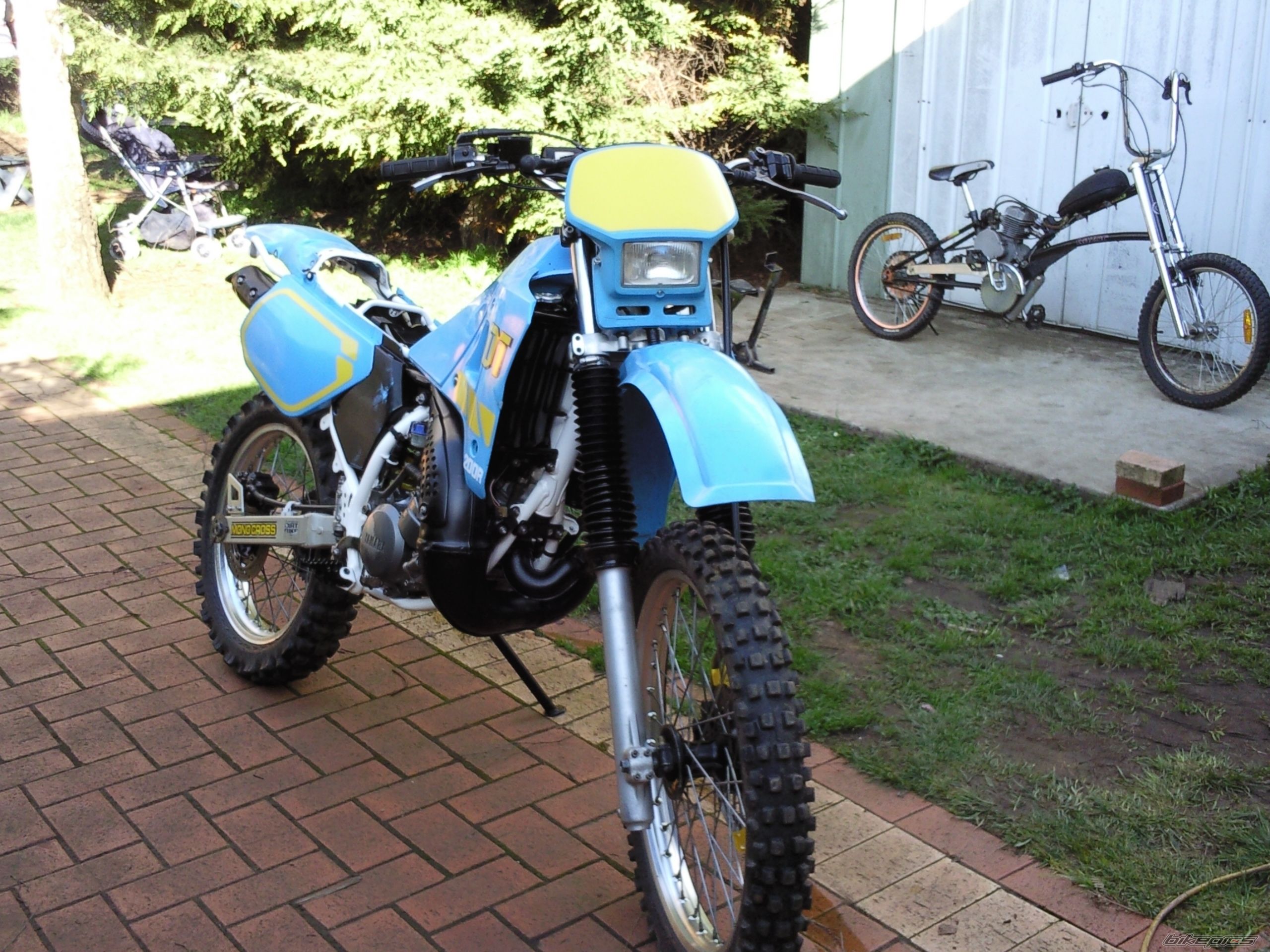 Photo 2052649