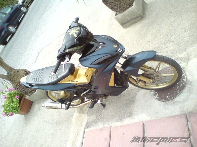 Photo 2052846