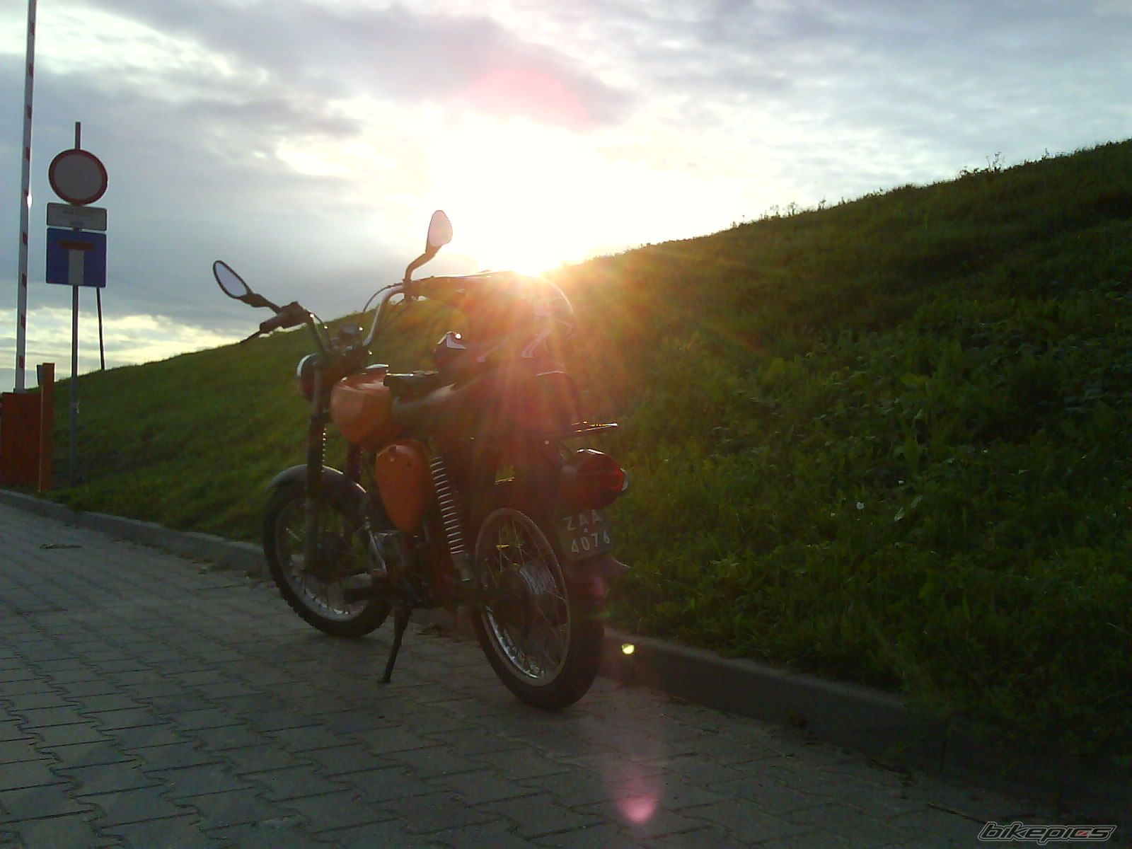 Photo 2052865