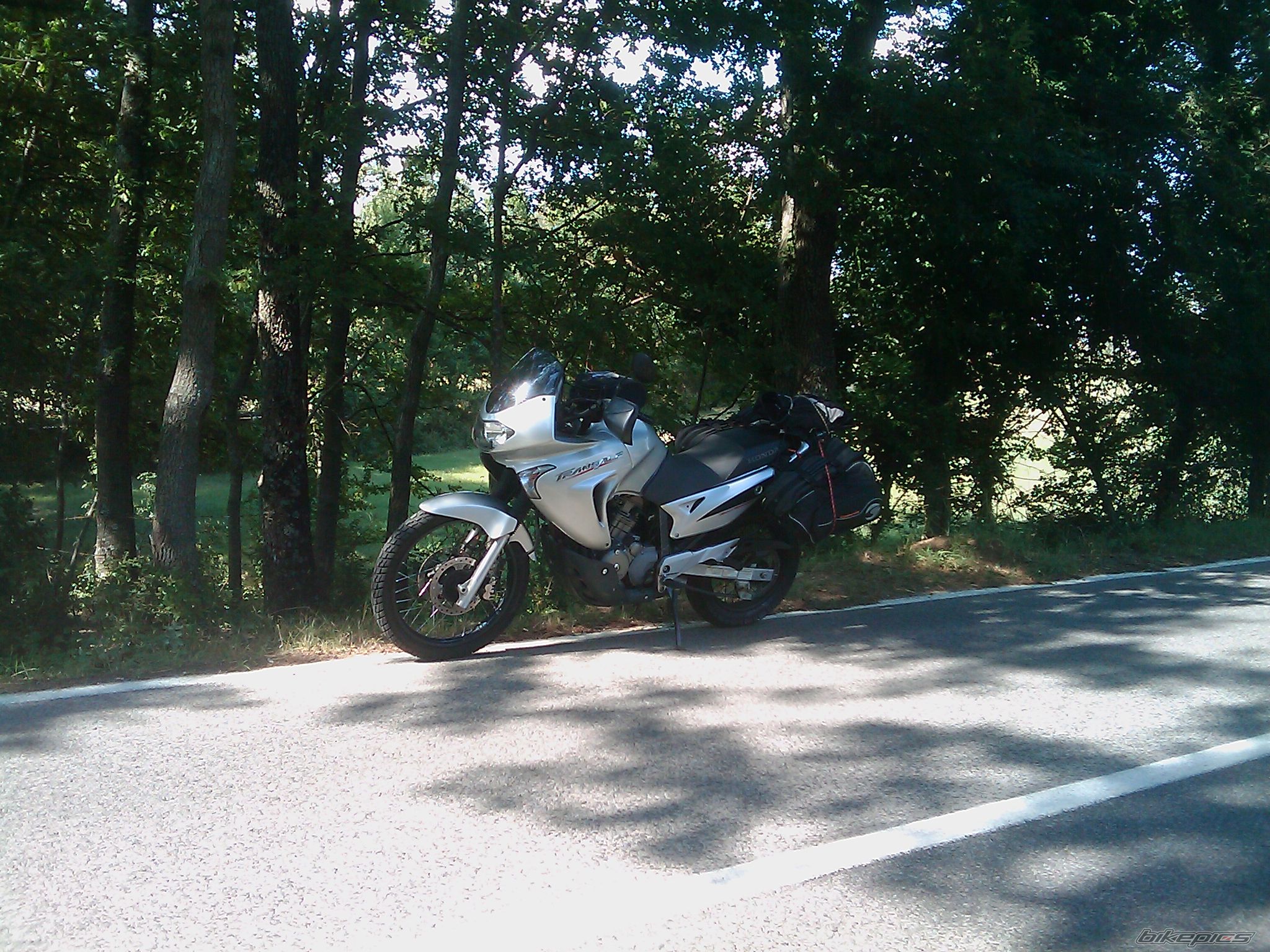 Photo 2052899