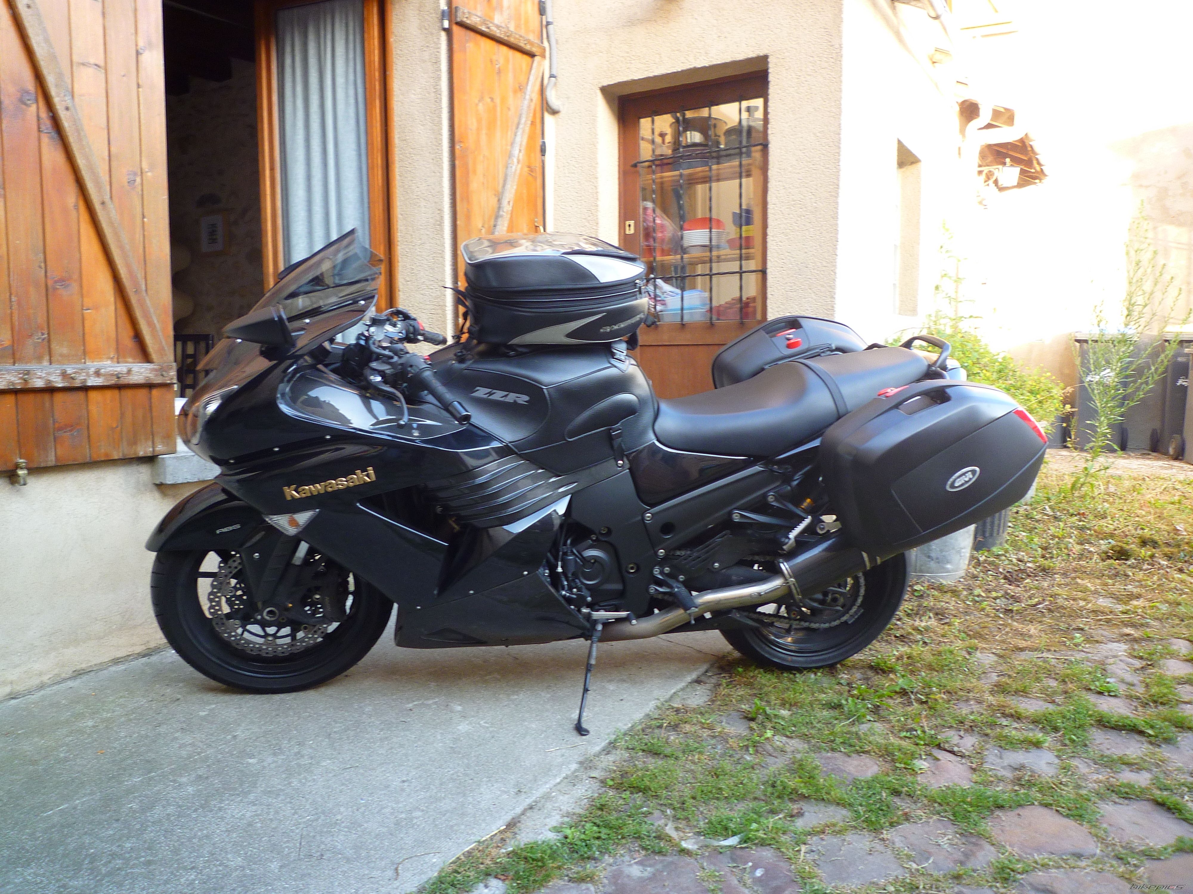 Photo 2052944
