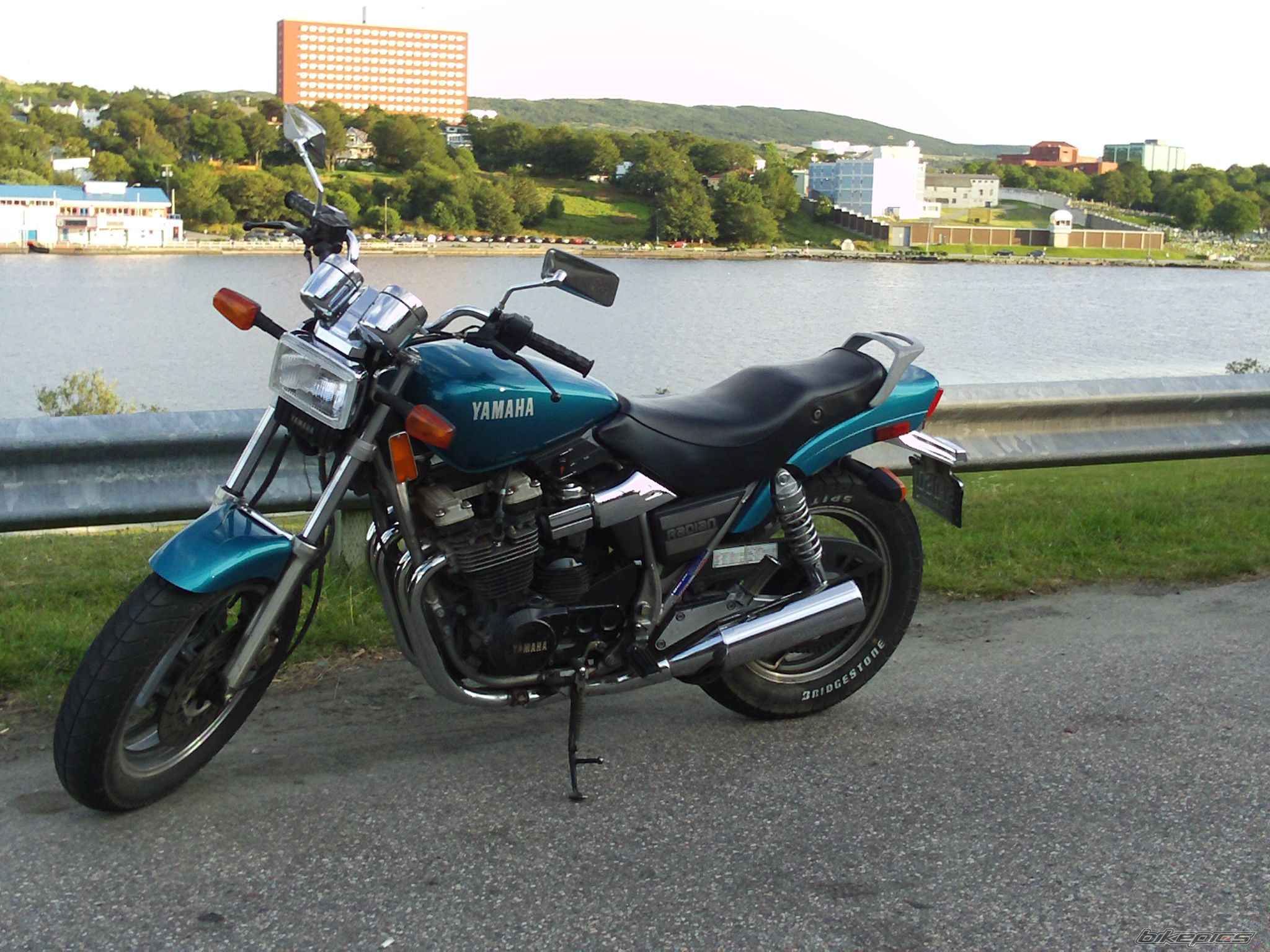 Photo 2052955
