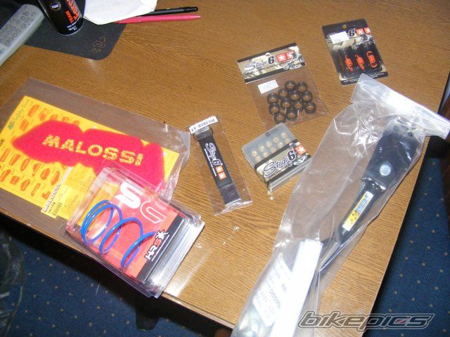 Photo 2052978