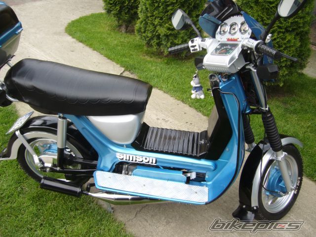 Photo 2053065
