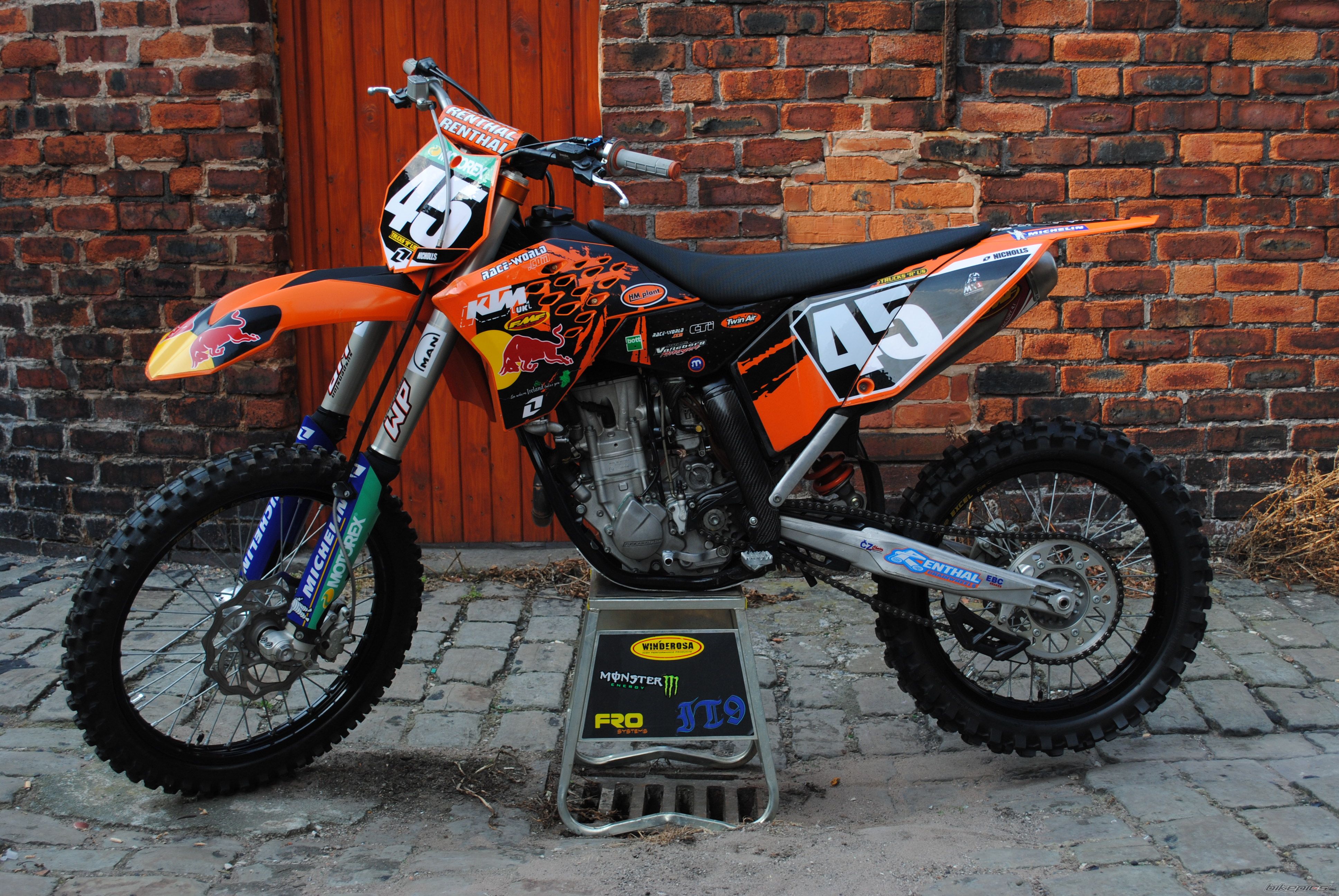Bike Photo 2053114