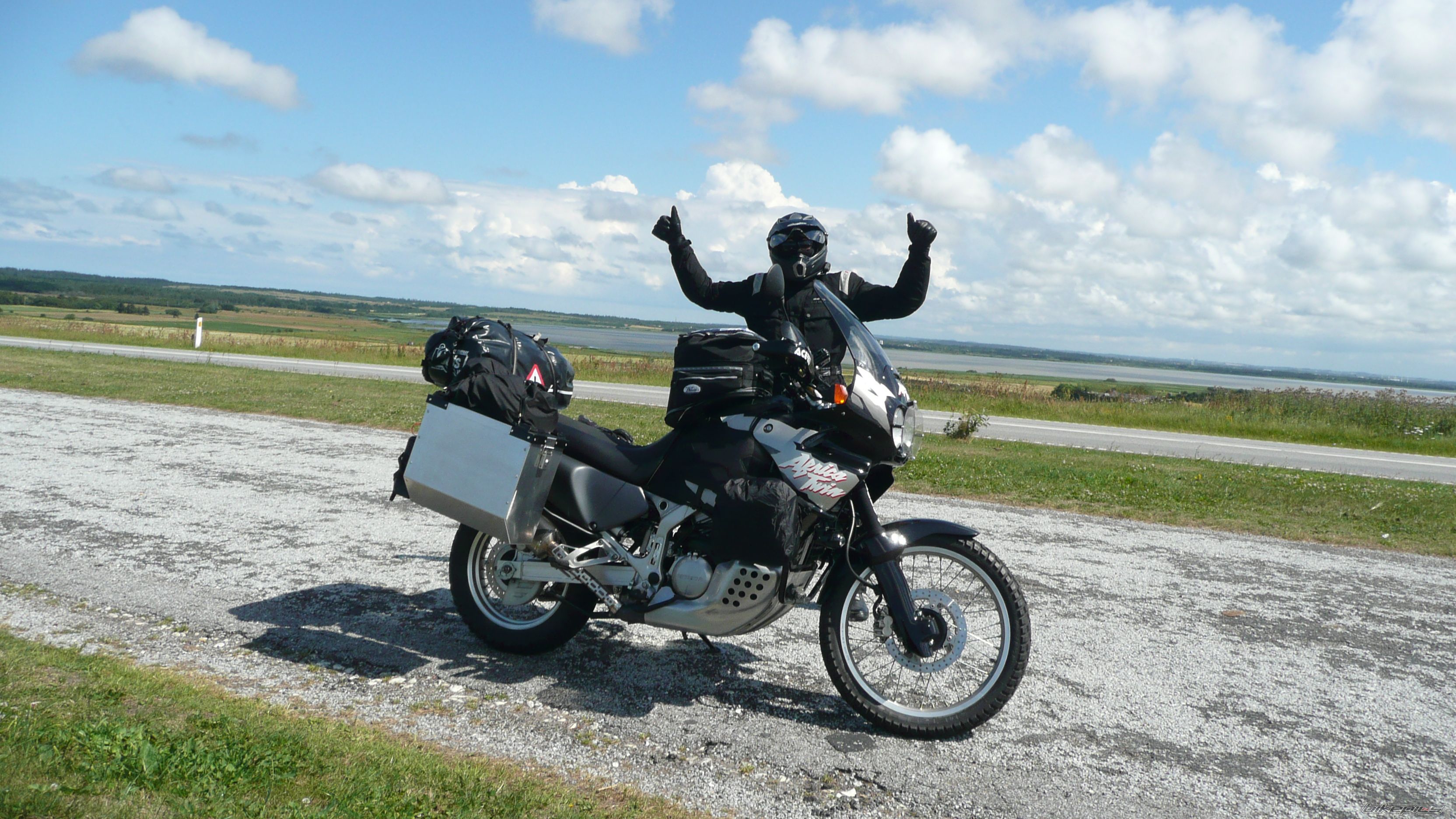 Bike Photo 2053359